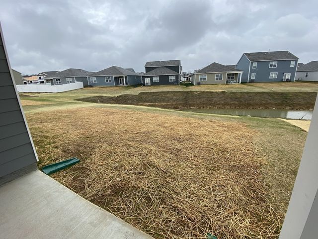 5058 Hunters Village Dr, Lebanon, TN 37087