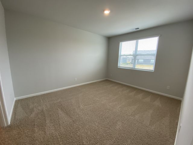 5058 Hunters Village Dr, Lebanon, TN 37087
