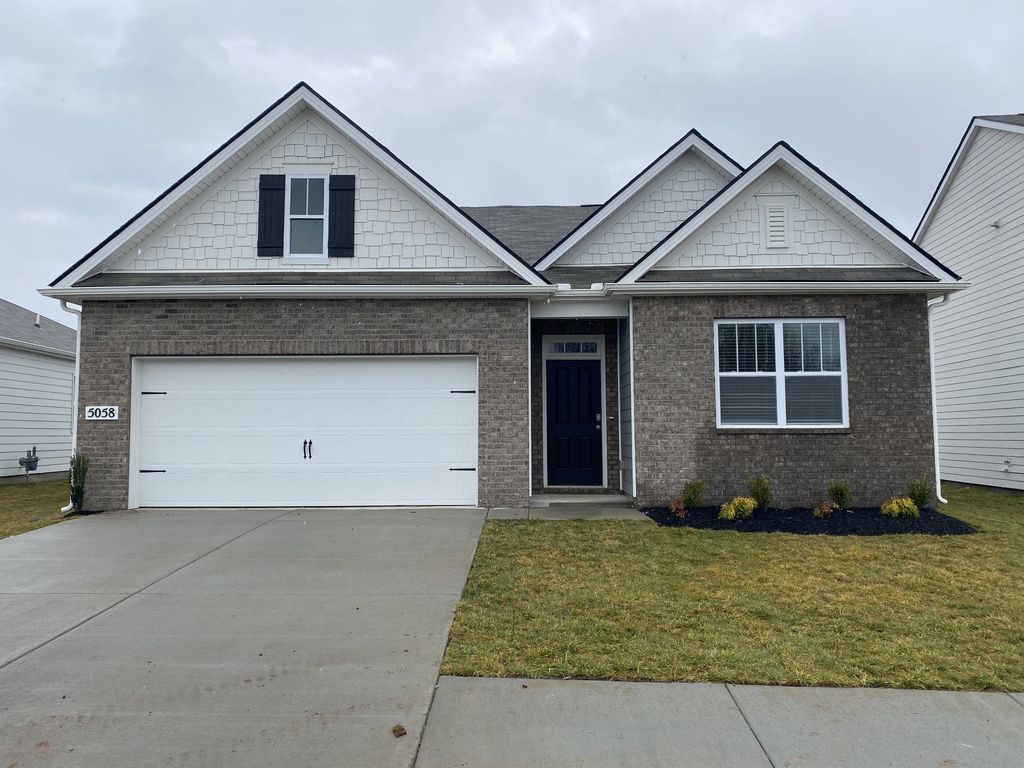 5058 Hunters Village Dr, Lebanon, TN 37087