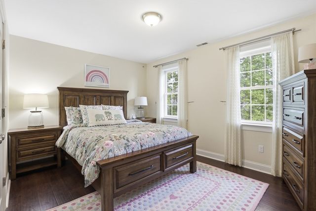 4 Murray Hill Circle, Wilmington, MA 01887