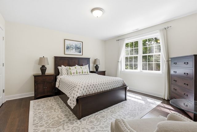4 Murray Hill Circle, Wilmington, MA 01887