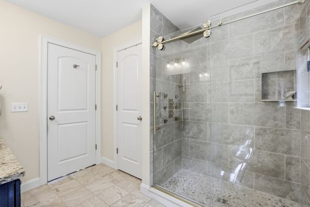 4 Murray Hill Circle, Wilmington, MA 01887