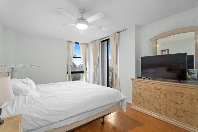 20379 W Country Club Dr 532, Aventura, FL 33180