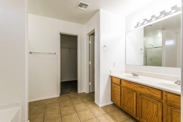 2205 N 91st Glen, Phoenix, AZ 85037