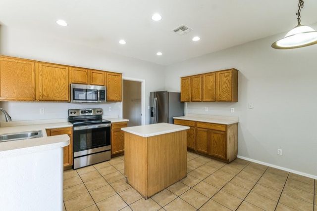 2205 N 91st Glen, Phoenix, AZ 85037