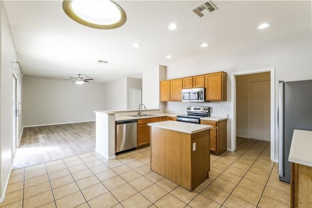 2205 N 91st Glen, Phoenix, AZ 85037
