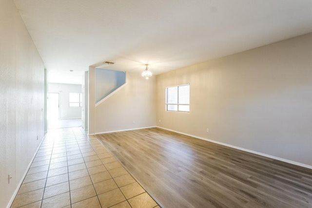 2205 N 91st Glen, Phoenix, AZ 85037