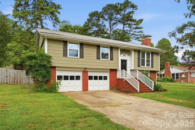 2080 South Point Road, Belmont, NC 28012