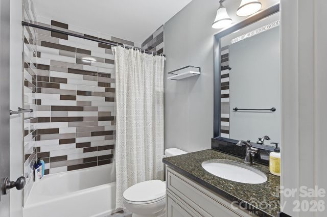 2080 South Point Road, Belmont, NC 28012