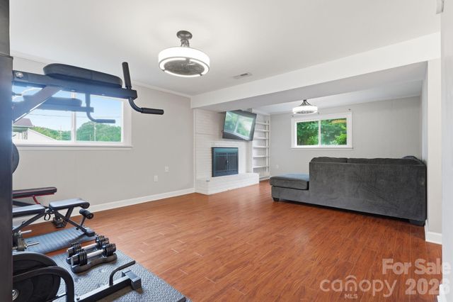 2080 South Point Road, Belmont, NC 28012