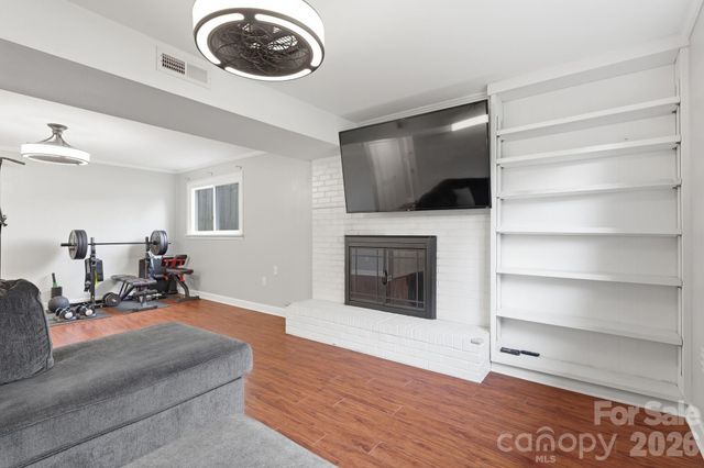 2080 South Point Road, Belmont, NC 28012