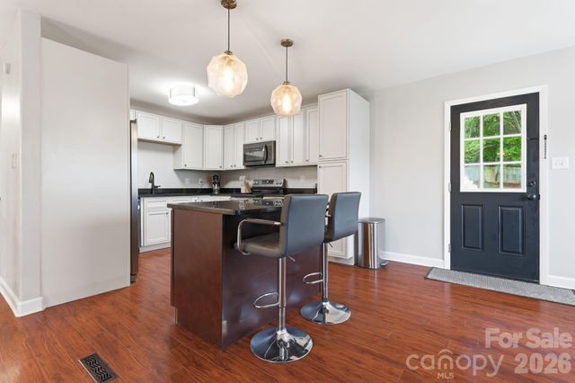 2080 South Point Road, Belmont, NC 28012