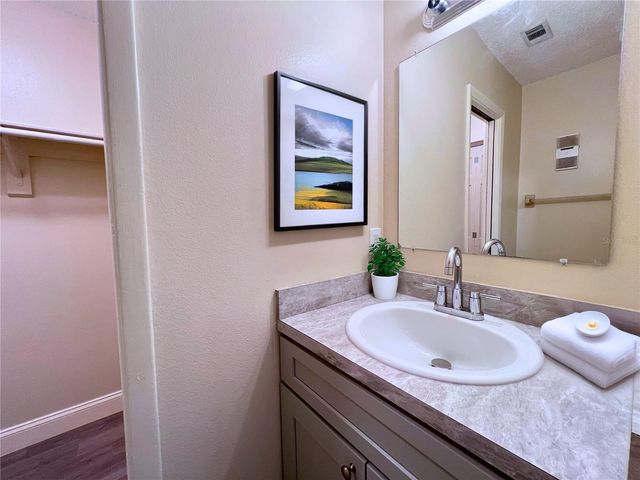 52 N FAIRFAX AVENUE, Winter Springs, FL 32708