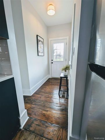 6077 Vermont Street, Detroit, MI 48208