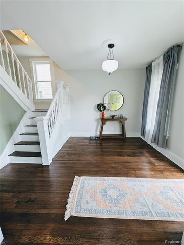 6077 Vermont Street, Detroit, MI 48208