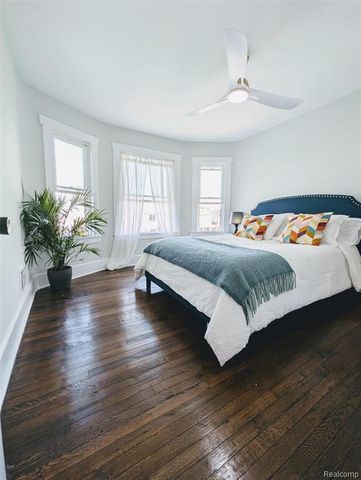 6077 Vermont Street, Detroit, MI 48208