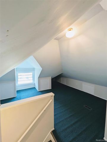 6077 Vermont Street, Detroit, MI 48208