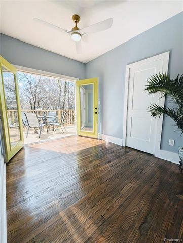 6077 Vermont Street, Detroit, MI 48208