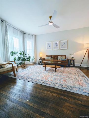 6077 Vermont Street, Detroit, MI 48208