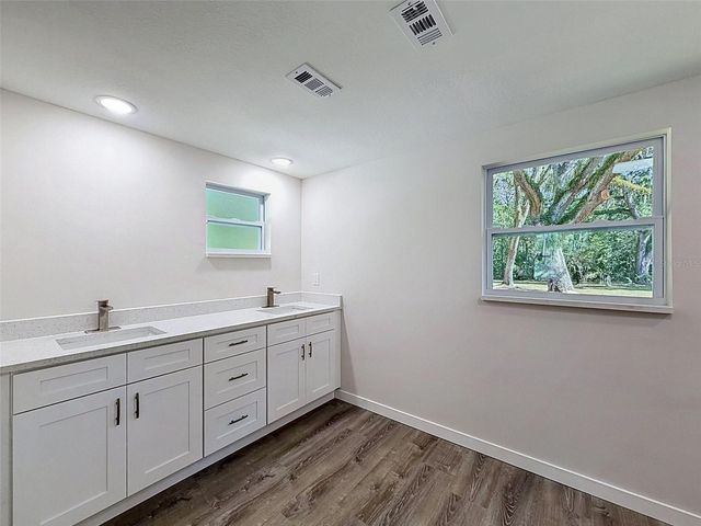 317 NE 13TH TERRACE, Crystal River, FL 34428