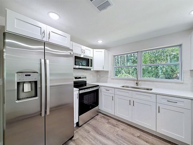 317 NE 13TH TERRACE, Crystal River, FL 34428