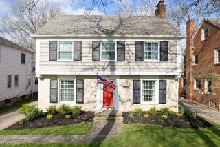 2304 Loyola Road, University Heights, OH 44118