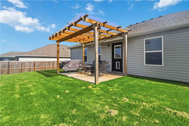 509 Woodland Street, Lowell, AR 72745