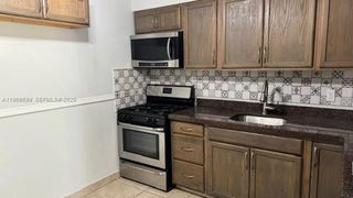 811 NE 8th St 1-3, Hallandale Beach, FL 33009
