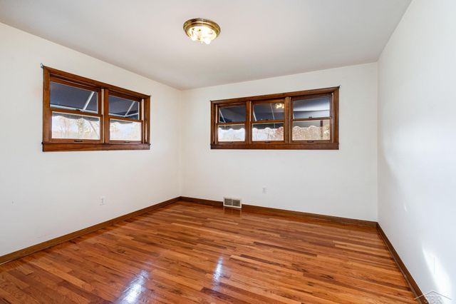 2652 Duane Dr Street, Saginaw, MI 48603