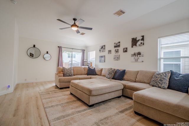 13211 Regency Frst, San Antonio, TX 78249