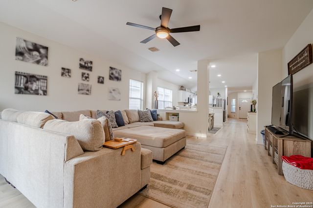 13211 Regency Frst, San Antonio, TX 78249