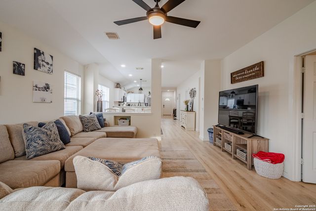 13211 Regency Frst, San Antonio, TX 78249