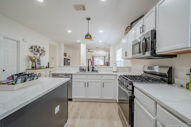 13211 Regency Frst, San Antonio, TX 78249