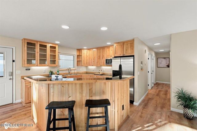 17305 Palos Verdes Drive, Eagle River, AK 99577