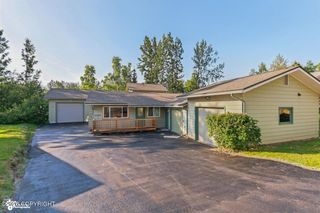 17305 Palos Verdes Drive, Eagle River, AK 99577
