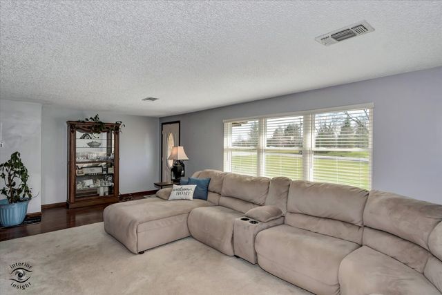 3230 N Glenn Road, Bourbonnais, IL 60914