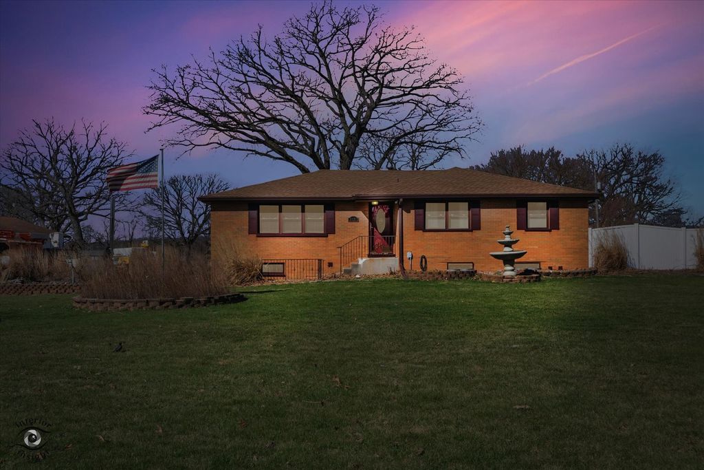 3230 N Glenn Road, Bourbonnais, IL 60914