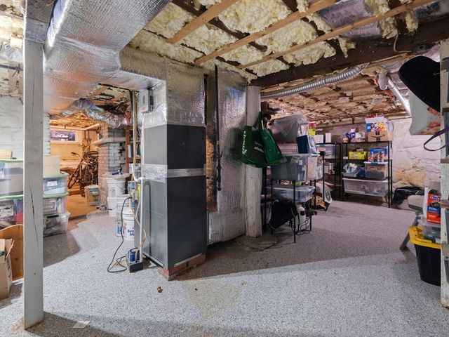 17 Preston St, Wakefield, MA 01880