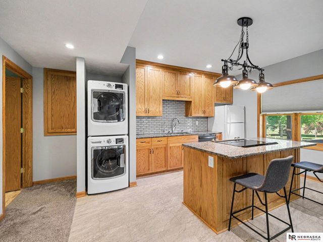 21984 Bobwhite Avenue, Gretna, NE 68028