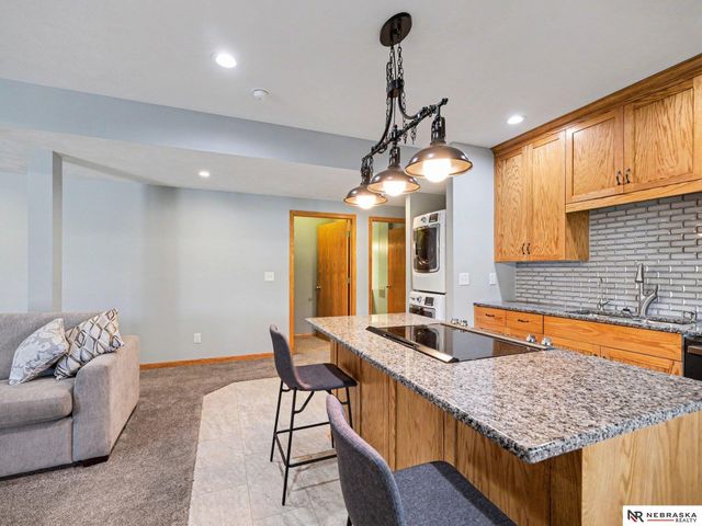 21984 Bobwhite Avenue, Gretna, NE 68028
