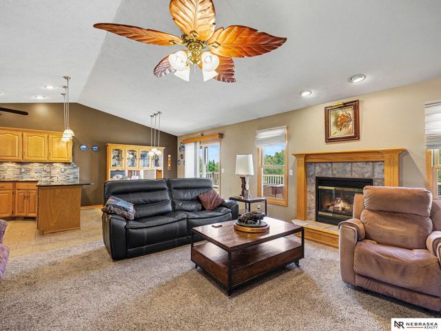 21984 Bobwhite Avenue, Gretna, NE 68028