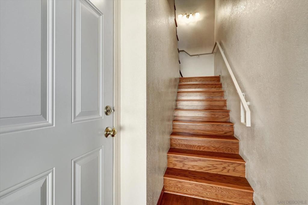 Image 14 of property listing at 10210 Palm Glen Drive 72, Santee, CA 92071