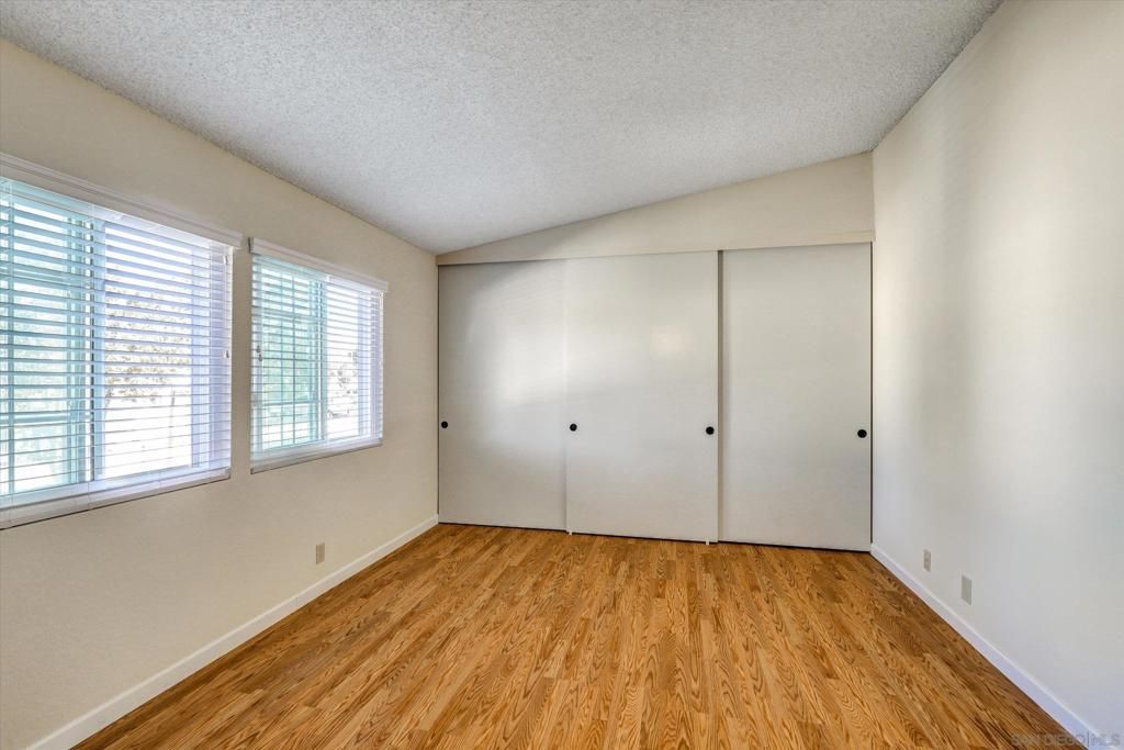 Image 8 of property listing at 10210 Palm Glen Drive 72, Santee, CA 92071