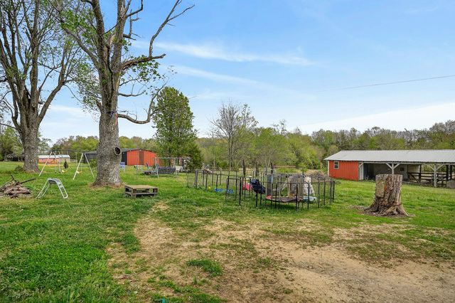 1648 Bethany Rd, Mcminnville, TN 37110