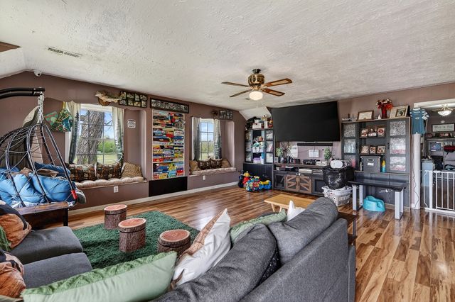1648 Bethany Rd, Mcminnville, TN 37110