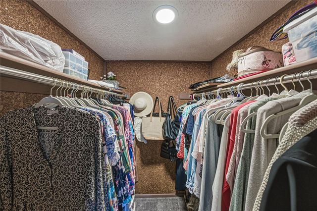 801 83RD AVENUE N 108, St Petersburg, FL 33702