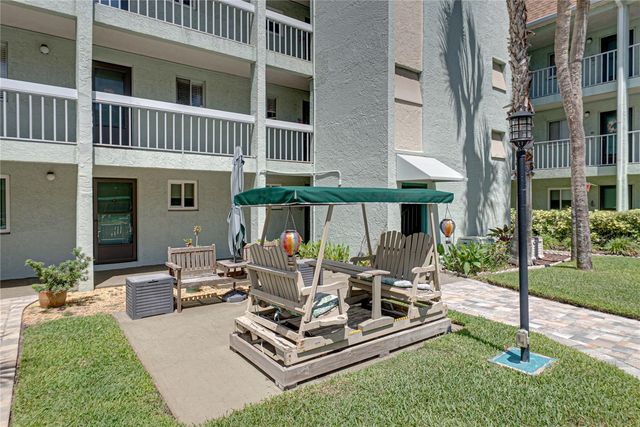 801 83RD AVENUE N 108, St Petersburg, FL 33702