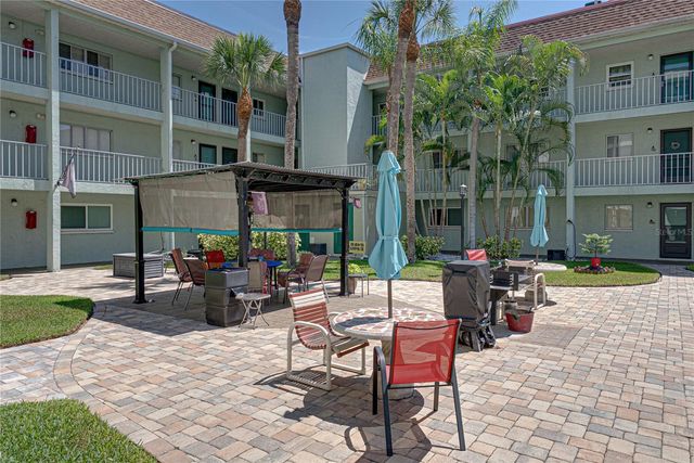 801 83RD AVENUE N 108, St Petersburg, FL 33702
