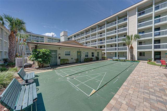 801 83RD AVENUE N 108, St Petersburg, FL 33702