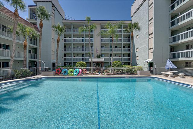 801 83RD AVENUE N 108, St Petersburg, FL 33702